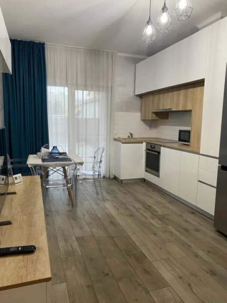 Ap modern cu dormitor si living, terasa 60 mp, parcare, cart. Marasti