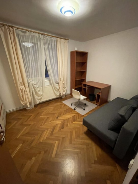 Apartament modest cu 2 camere | cart Gheorgheni | loc de parcare 