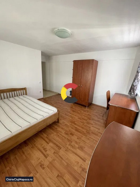 Apartament cu o camera | zona Calea Turzii | loc de parcare 