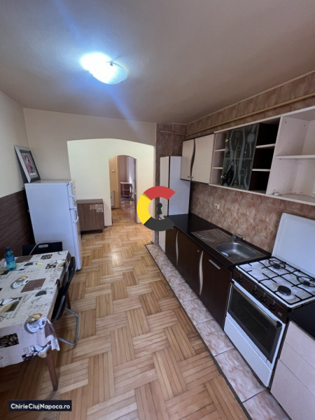 Apartament studențesc cu 3 camere decomandate in zorilor