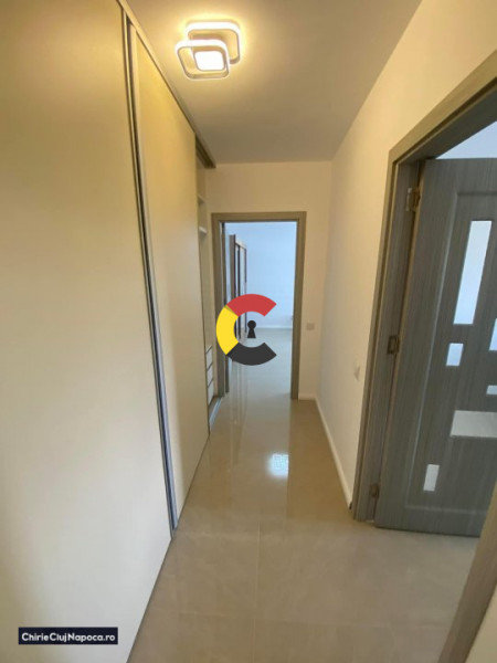 Închiriez ap 2 dormitoare cu parcare Omnia Residence