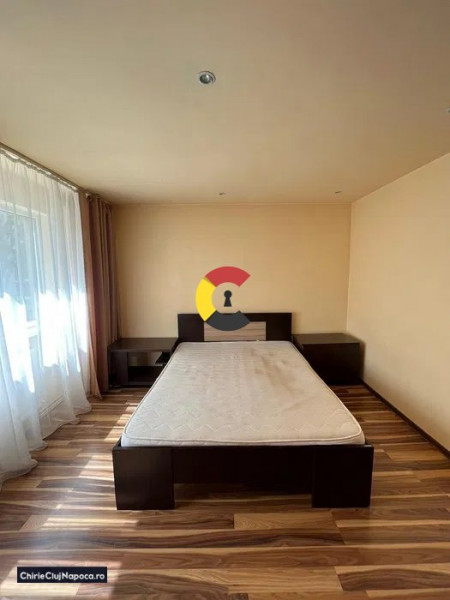 Apartament cu 4 camere | Manastur | zona Big | 4-5 statii de centru