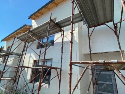 Case finalizate cu gradina direct de la dezvoltator zona Dambul Rotund