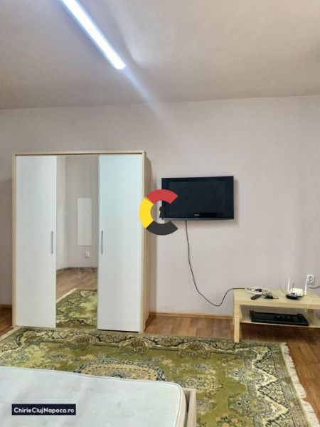 Casa/Spatiu comercial cu 3 camere decomandate, in IRIS, 25 min. pana la Gara C