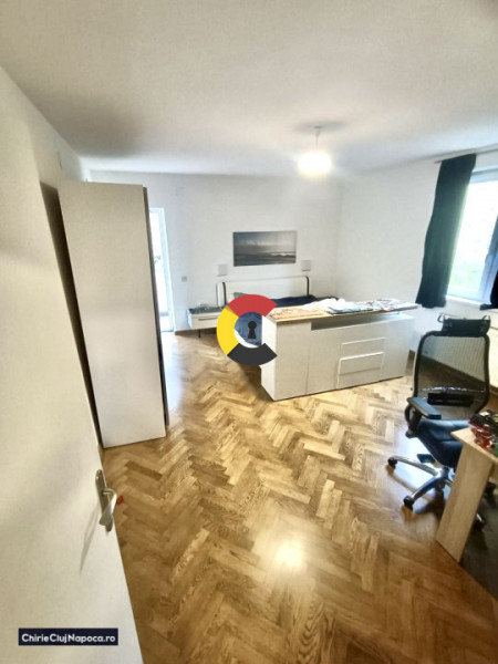 Apartament spatios cu 3 camere, GRIGORESCU, 3-4 minute de bus, parcare 
