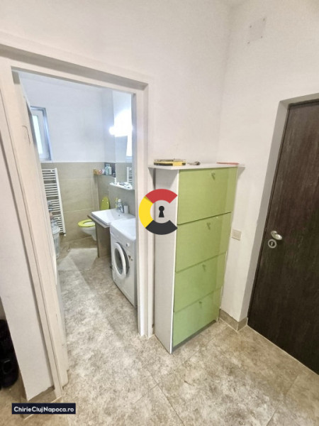 Apartament spatios cu 3 camere, GRIGORESCU, 3-4 minute de bus, parcare 