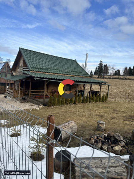 Direct Proprietar Vând cabana lemn Marisel 