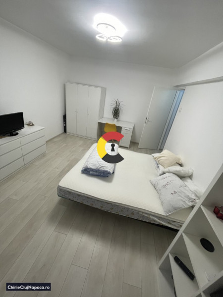 Apartament drăguț cu 2 dormitoare, Manastur, 4-5 statii de Centru