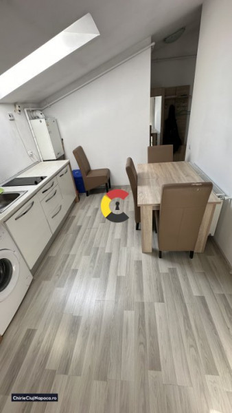 Închiriez apartament cu o camera, parcare, zona Rompetrol Calea Turzii