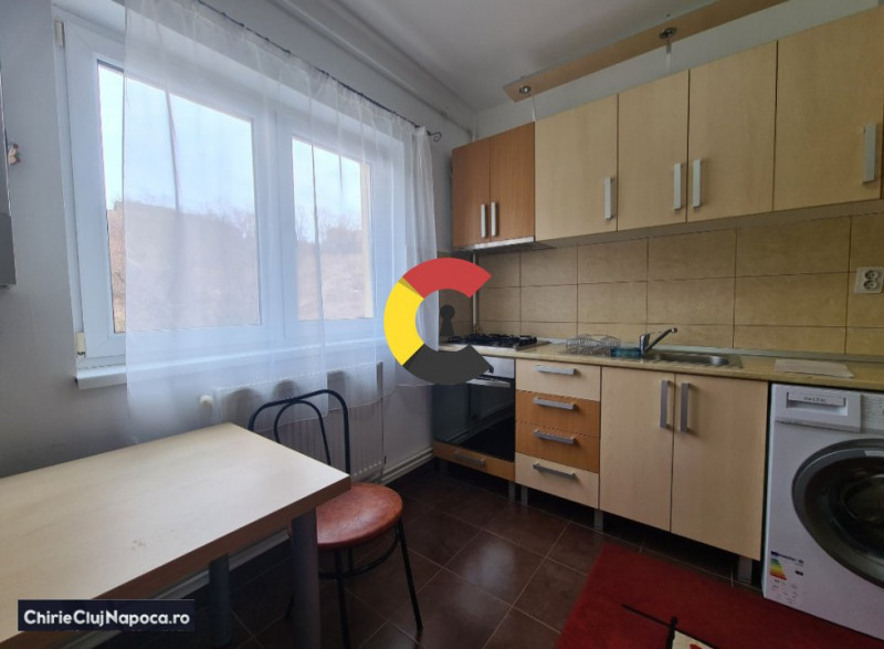 Apartament frumos cu 2 camere + 2 balcoane zona Manastur-Vivo