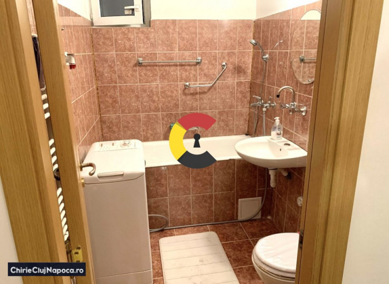 Apartament dragut cu 2 camere, zona CENTRALA, Piata Mihai Viteazul