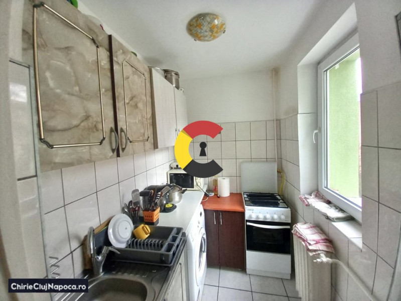 Apartament dragut cu 2 camere, zona GHEORGHENI, 5 minute pana la statia de bus