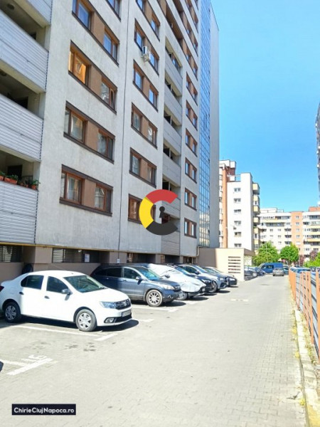 Apartament spatios, 3 camere in Zona Piata Marasti!