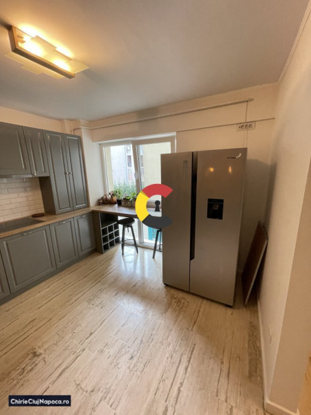 Apartament modern cu 3 dormitoare și living, 3 parcari, Cart. Borhanci