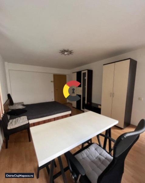 Închiriez apartament cu o cameră în zona Calea Turzii