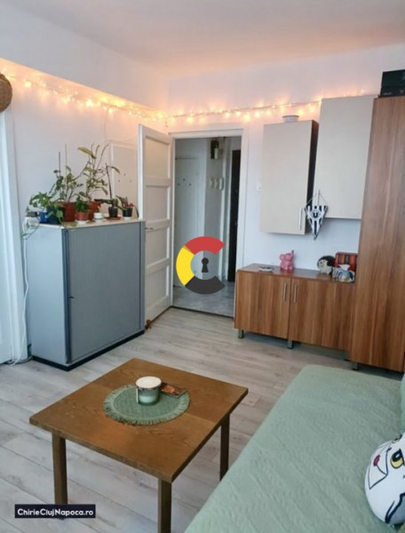 Apartament dragut cu 2 camere, ULTRACENTRAL, zona Piata Mihai Viteazu, balcon