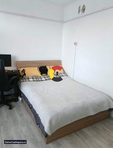 Apartament dragut cu 2 camere, ULTRACENTRAL, zona Piata Mihai Viteazu, balcon