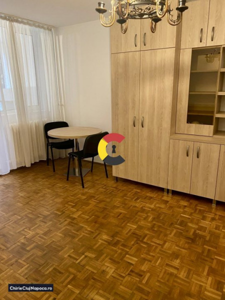 Apartament cu o cameră în zona GHEORGHENI. Disponibil imediat