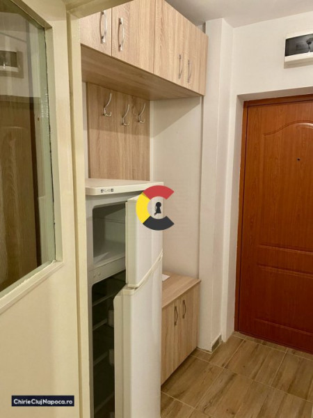 Apartament cu o cameră în zona GHEORGHENI. Disponibil imediat