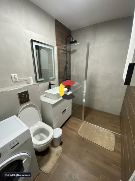 Ap cu 3 camere | terasă 40 mp | parcare | cart Iris 