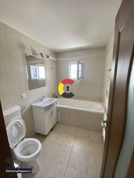 Apartament fain cu 3 camere, INTRE LACURI, zona Parcului Intre Lacuri, parcare