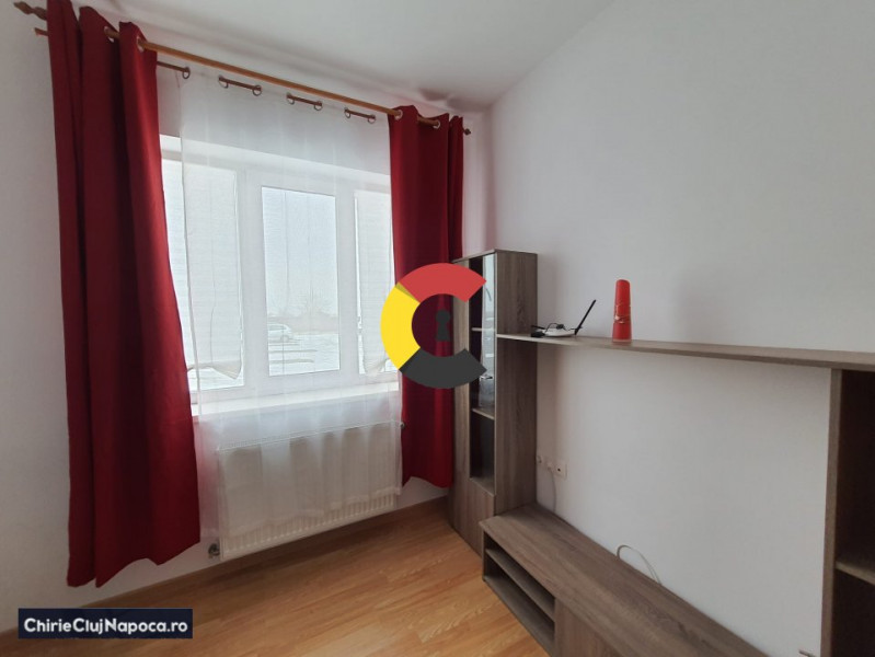 Apartament dragut cu 2 camere. Zona Bună Ziua. Parcare proprie!