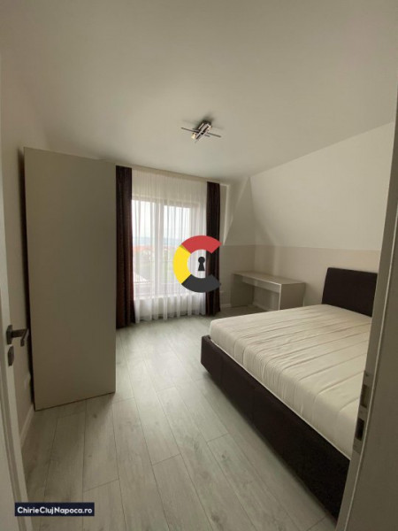 Apartament cu 3 dormitoare + living si bucătărie in cartierul Europa