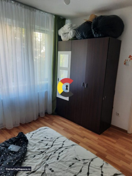 Apartament cu 2 camere in zona Semi-Centrala!