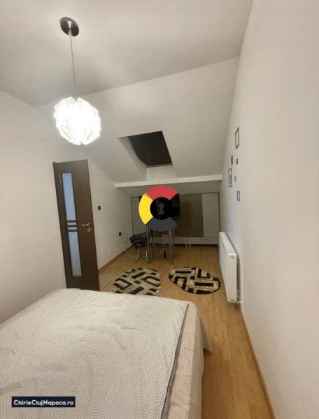 Apartament fain cu 3 camere, BUNA ZIUA, zona Elf, garaj