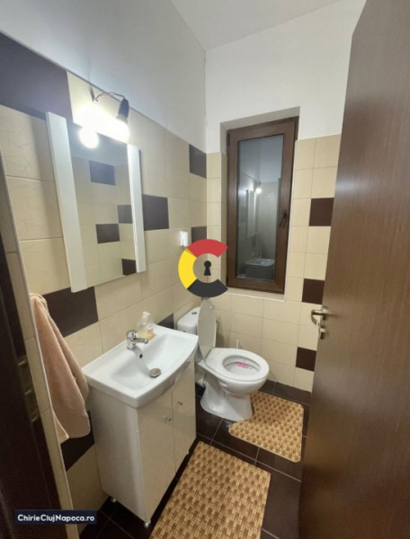 Apartament fain cu 3 camere, BUNA ZIUA, zona Elf, garaj