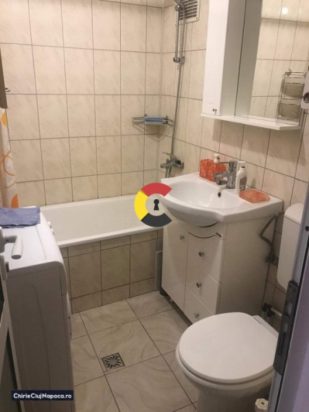 Garsoniera frumoasa cu balcon, AC, zona McDonald's Manastur 