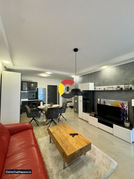 Apartament superb cu 3 camere , BUNA ZIUA, zona Audi, parcare