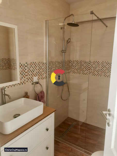 Apartament frumos cu 3 camere , GRIGORESCU, zona Donath, parcare