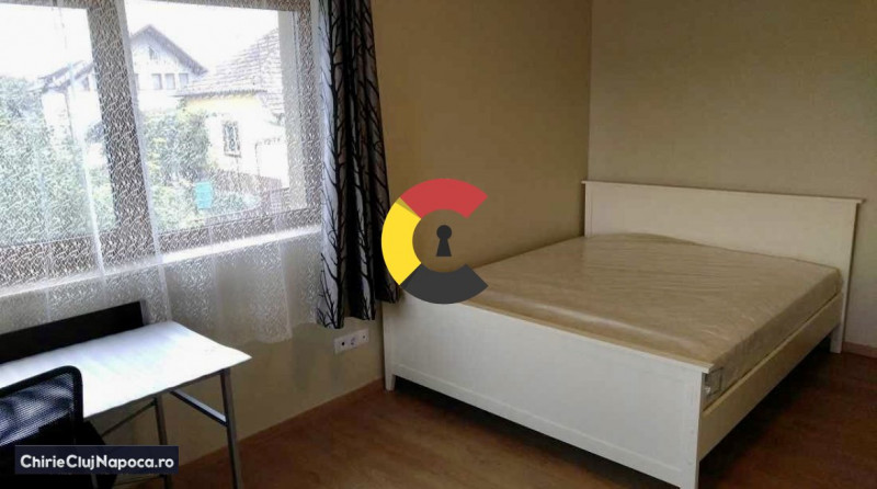 Apartament fain cu 2 dormitoare , CENTRU, zona Hasdeu, la casa, balcon