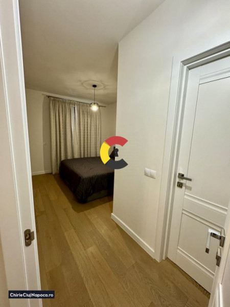 Apartment frumos cu 3 camere , EUROPA, zona Omv, balcon si parcare