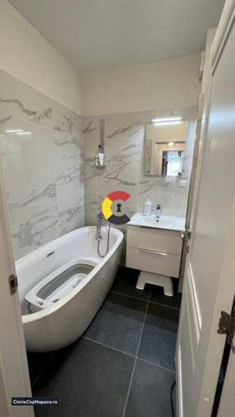 Apartment frumos cu 3 camere , EUROPA, zona Omv, balcon si parcare