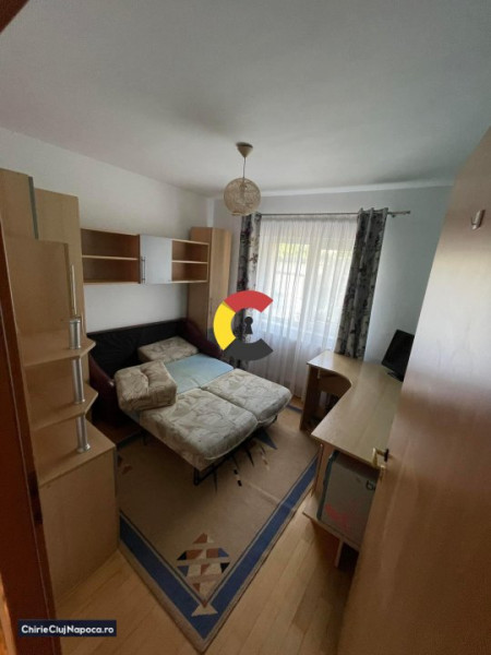 Închiriez apartament cu 3 camere decomandate în Zorilor | 2 parcări 