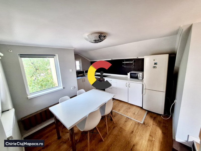 Apartament la mansardă cu 2 camere în cartier SOMEȘENI 