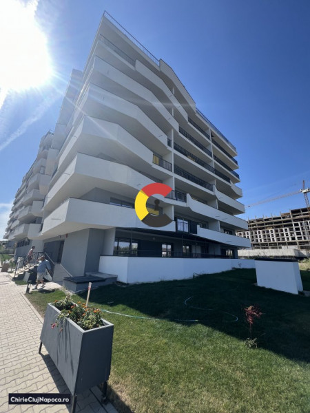  Apartament modern cu dormitor și living + bucătărie în zona Iulius 