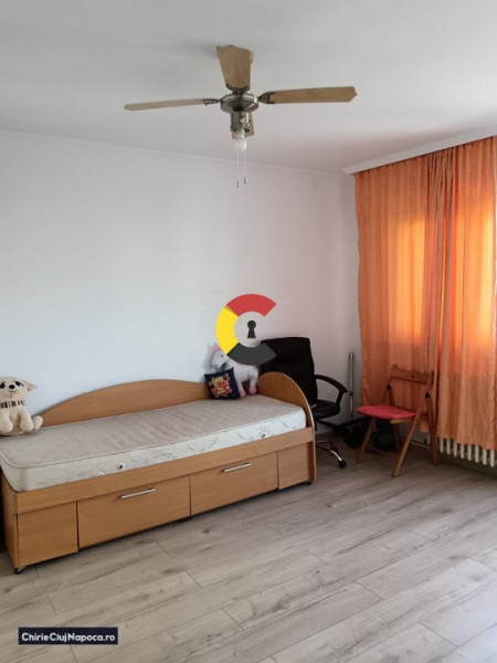 Apartament stundetesc cu acces facil spre zona centrala!