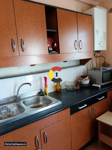 Apartament stundetesc cu acces facil spre zona centrala!