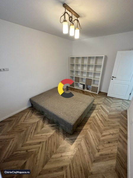 Vând ap 50 mp zona Vivo demisol Înalt in cf apartament. 