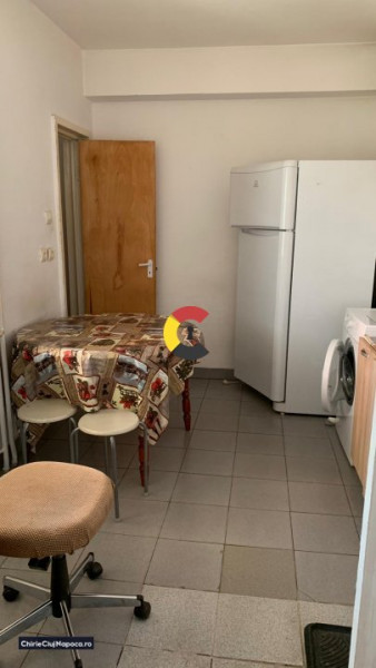 Apartament studentesc cu 4 camere,  ZORILOR, zona Sigma, 3 balcoane