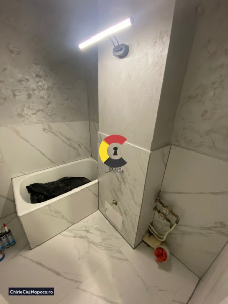 Garsoniera renovata | zona UMF | 28 mp | Zorilor