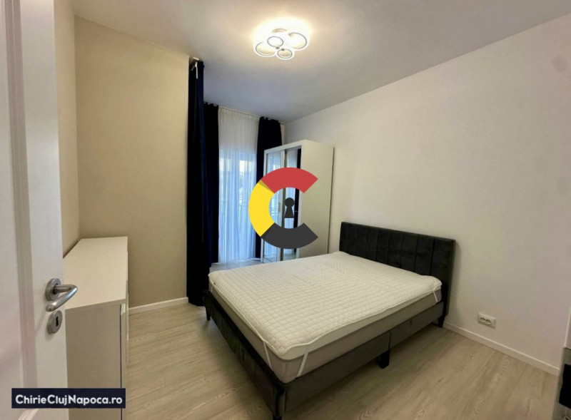 Apartament frumos cu 3 camere,  BUNA ZIUA, zona OMW, terasa 100 mp si parcare