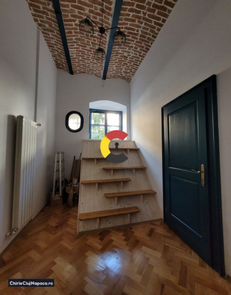 Apartament frumos cu 2 camere• Zona CENTRALĂ