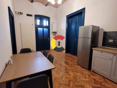 Apartament frumos cu 2 camere• Zona CENTRALĂ