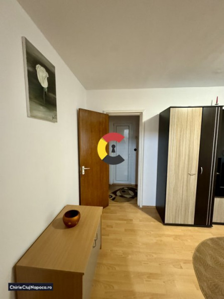 Apartament cu 2 camere, MANASTUR, zona Mc Donalds, parcare 