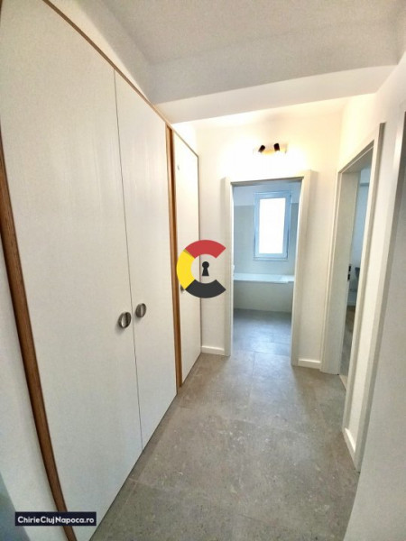 Apartament superb cu 3 camere, EUROPA, Zona OMW, parcare