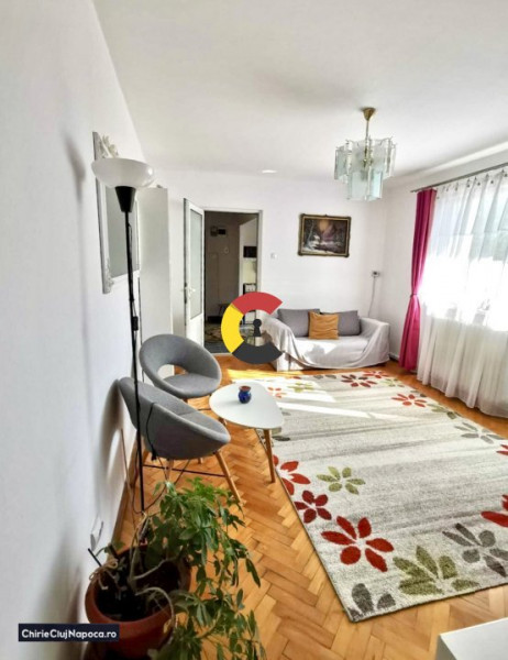 Apartament fain cu 3 camere, GHEORGHENI, Zona Hotel Royal, balcon si parcare